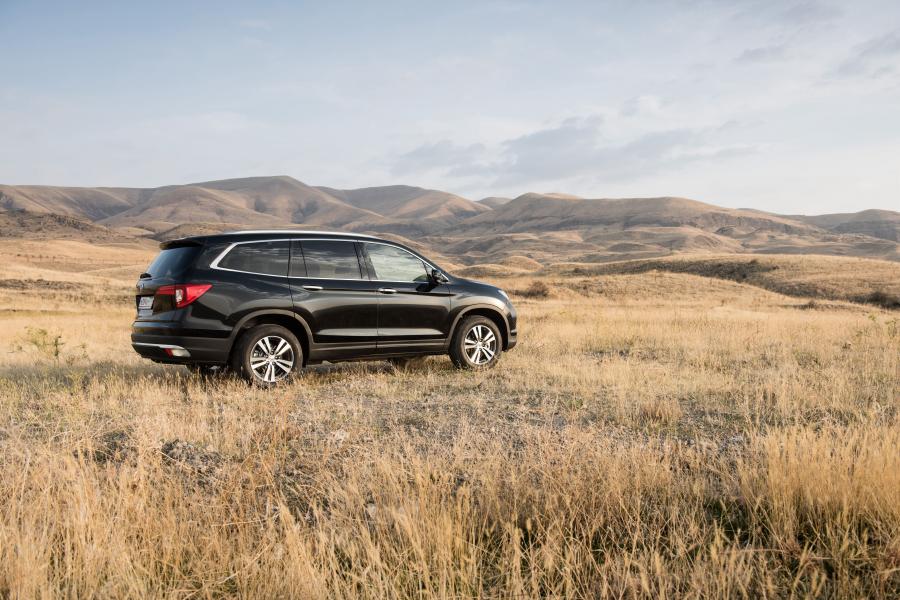  Honda Pilot 2015 года  (CIS) (фото 28 из 30)